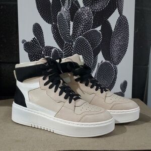 Brand New Women's High-Top Sneakers - Beige and Black ShuShop Sincad NIB